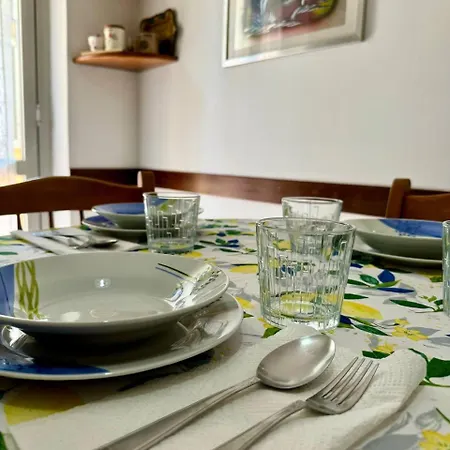 Zai Fiera Flat - 10 Min To Center With Private Parking *