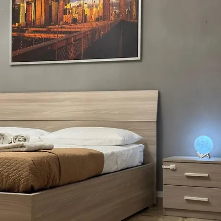 Zai Fiera Flat - 10 Min To Center With Private Parking Apartment