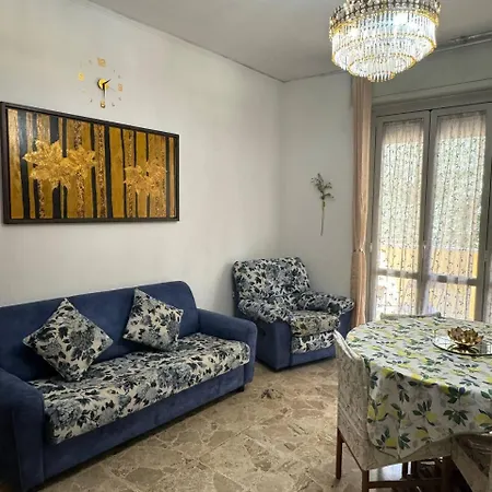 Zai Fiera Flat - 10 Min To Center With Private Parking Apartment *